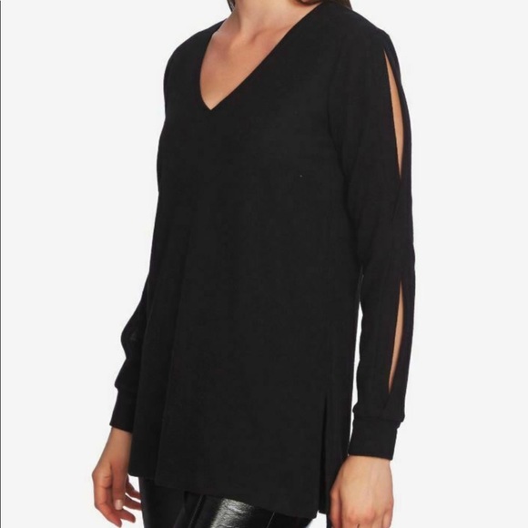 1.State cozy split sleeve V - neck Top - Picture 3 of 7